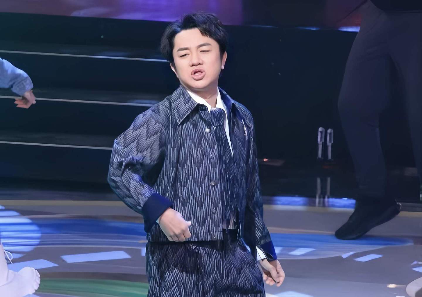 TVB台庆突然延后直播,星光黯淡无大咖捧场,多位一线艺人失踪(组图) - 7