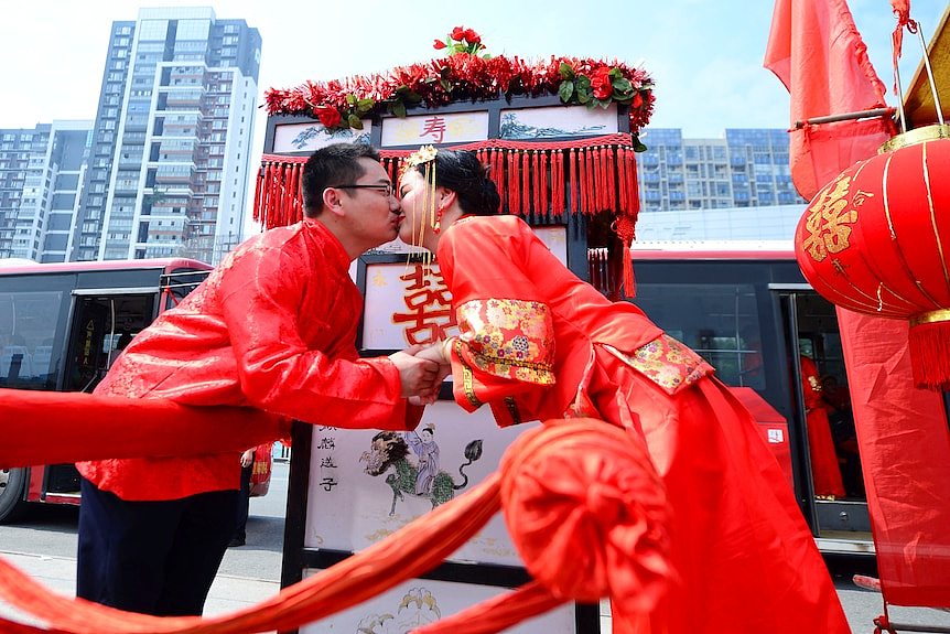 《非诚勿扰》四度在澳洲海选，中国恋综在结婚率下行中迎来考验（组图） - 11