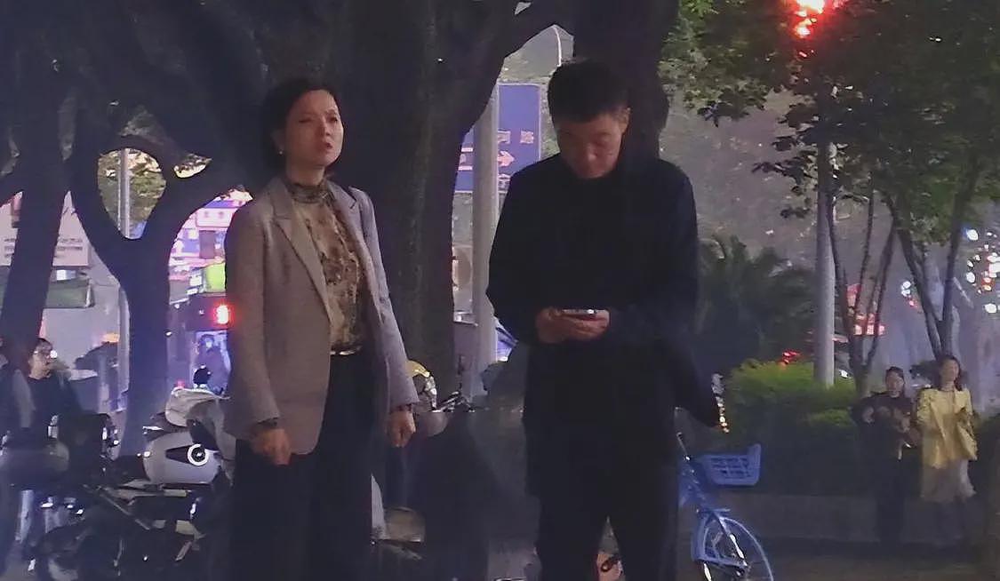 曝喻恩泰夫妇双双出轨后续:照片帅哥发声回应,知情人曝两人离婚真实原因(组图) - 2