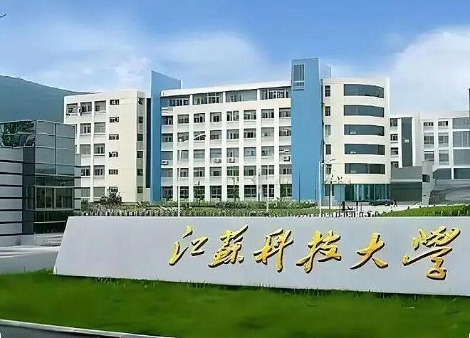 高中学历的郭伟教授：出门在外身份是自己给的（组图） - 9