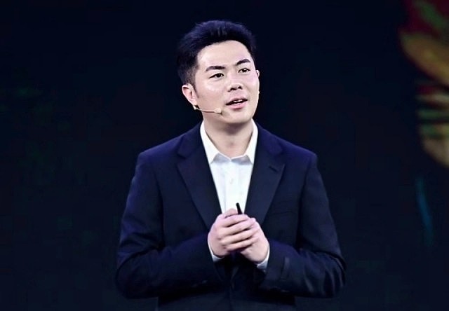 豪门姻缘!霸王茶姬创始人与最美光二代结婚,两企业市值逾610亿(组图) - 3