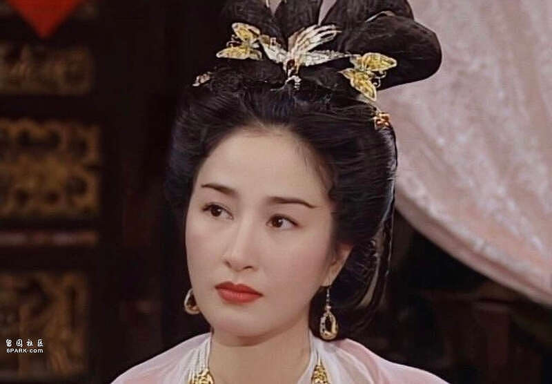 张家辉夫妇素颜吃饭被偶遇,网友大赞保养得宜(组图) - 4