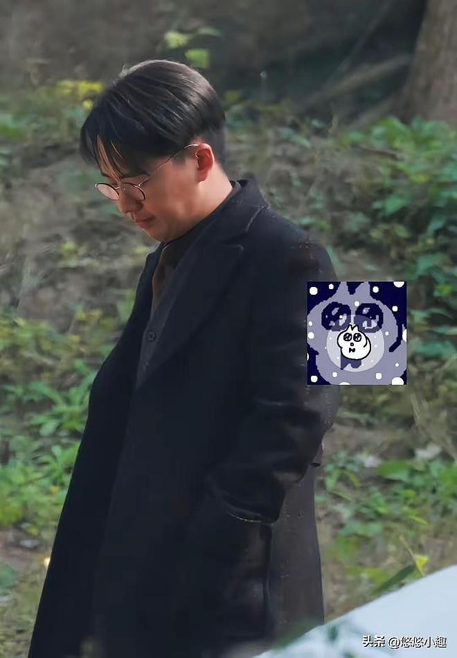 29岁郭麒麟近照曝光，中分双下巴发福严重，网友：这不是黄磊吗？（组图） - 6