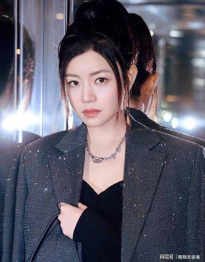 陈妍希离婚后，8岁儿子受影响，陈晓处境尴尬（组图） - 5