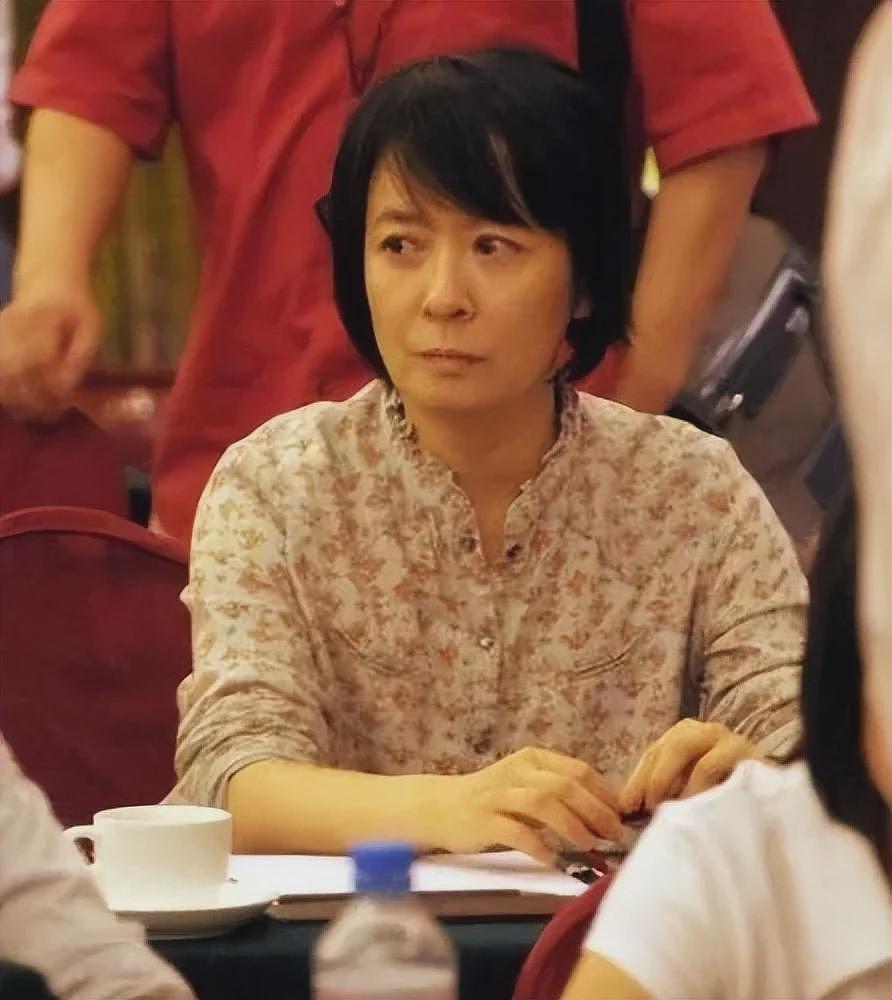 风水轮流转!欠债22亿,和杨颖调情,曾经的娱圈大佬活成了“笑话”(组图) - 13