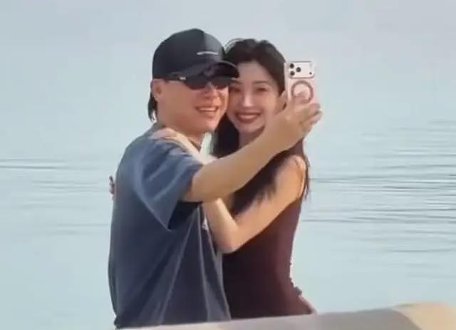 好精彩！胡彦斌恋情曝光，前女友郑爽疑似破防，内涵他深情全靠演（组图） - 4