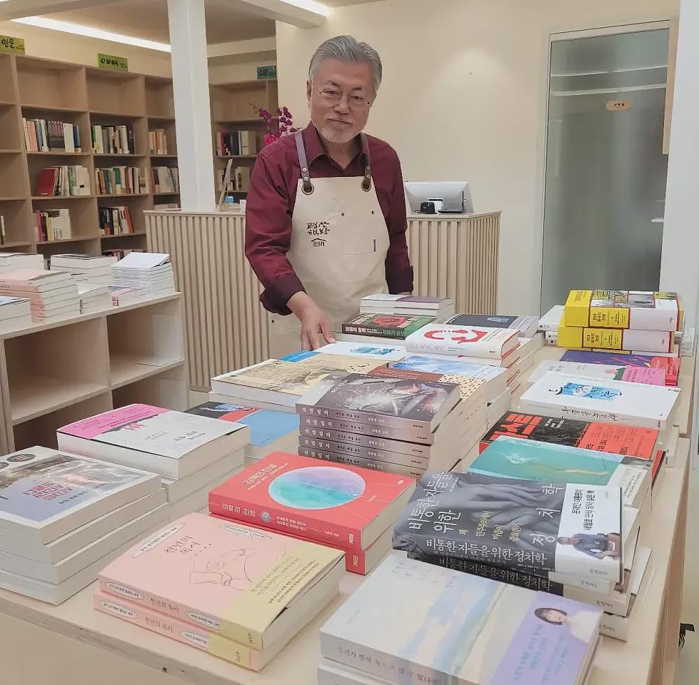 72岁韩国前总统文在寅“再就业“，新身份让人意外（组图） - 4