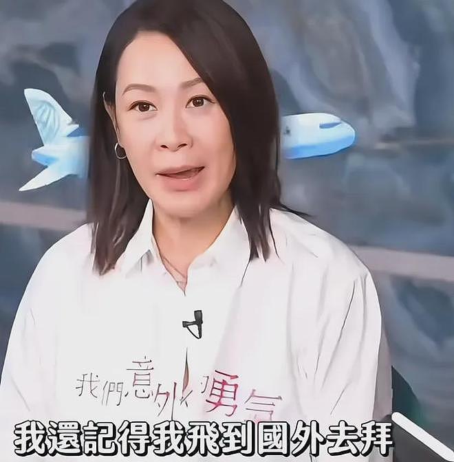 56岁刘若英断崖式衰老,生图曝光变小老太太,脸上无肉气色差(组图) - 16