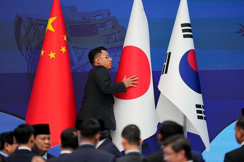 共同社:日本探询2026年1月与中韩峰会,中国拒绝(图) - 1