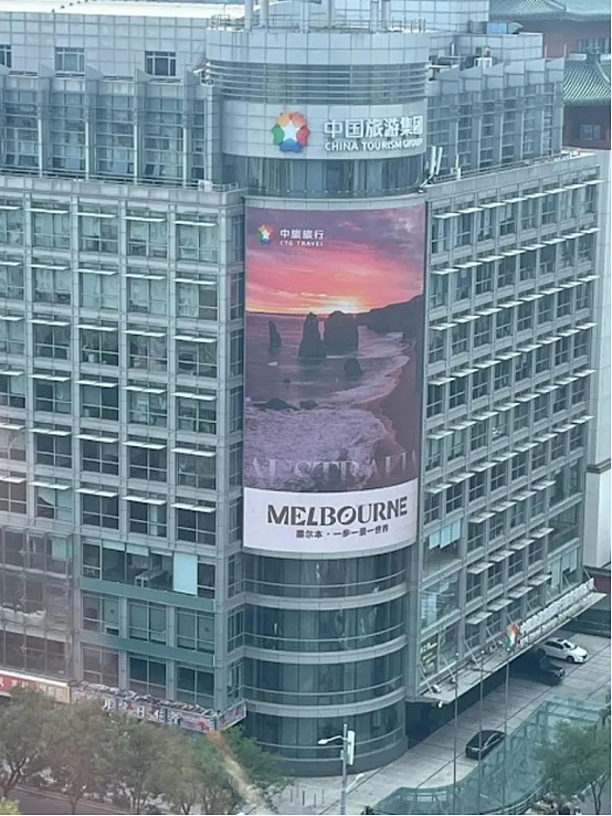 大量航班取消，商家担忧；中国游客在机场被边防人员偷走现金（组图） - 11