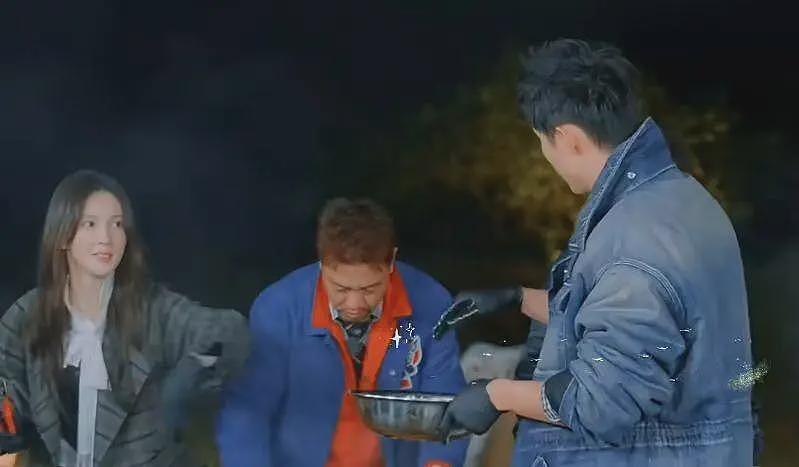 金晨黄景瑜恋爱风波升级!男方偏爱女方还吃醋,两人疑两情相悦(组图) - 7