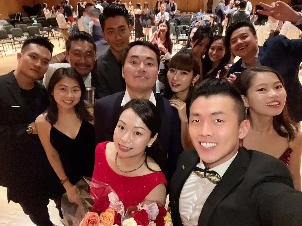 华裔名媛穿名牌吃霸王餐多次被抓，还试图“肉偿“？网友们不解：究竟图啥...（组图） - 17