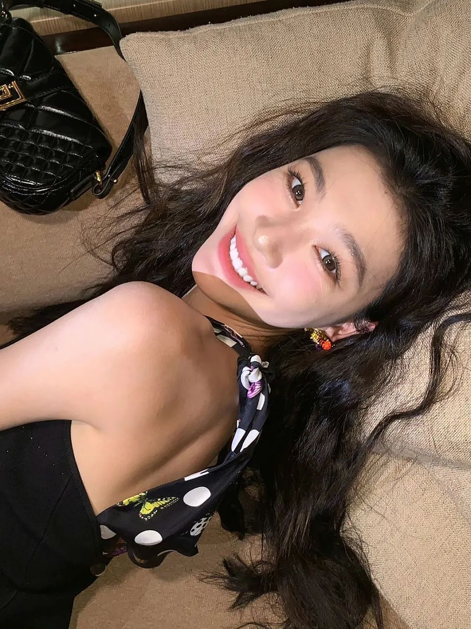 从纯欲女神到内娱“新嫂子”？易梦玲走红，为何总和恋情挂钩（组图） - 4
