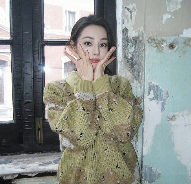 郑爽爆胡彦斌黑料?张歆艺暗示唐嫣离婚?热巴遭狗仔跟踪?金晨配音被吐槽?女艺人自曝恋情被甩?(组图) - 6