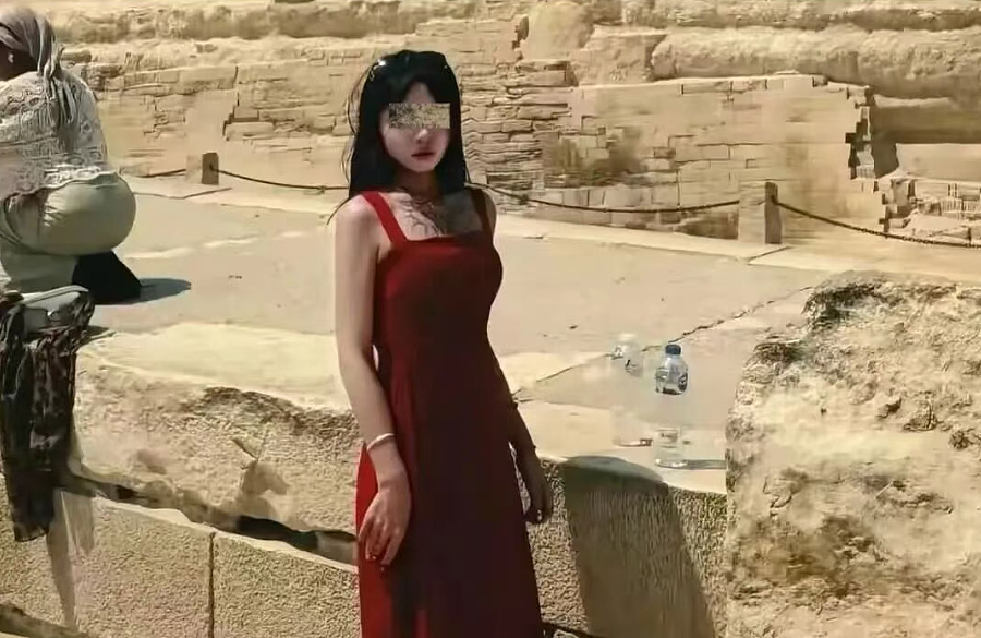 清纯美妆博主兼职干电诈和贩卖人口,被抓后真实颜值和照片反差太大!(组图) - 12