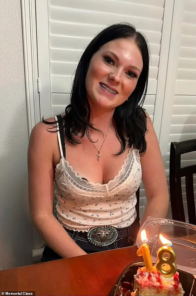 美18岁少女被勒死,凶手是16岁继弟?对她痴迷多次骚扰,游轮密室下手(组图) - 15