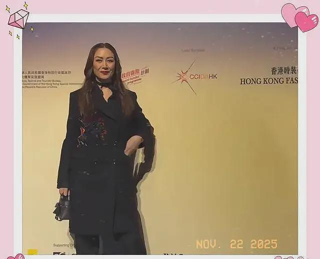 70岁任达华出席活动突然摔倒,吓坏众人,老婆的反应引发网友吐槽(组图) - 2
