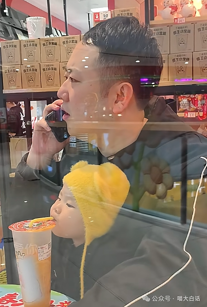 【爆笑】“大学舍友的怪癖有多奇葩？”哈哈哈哈哈不亚于发现外星人的程度（组图） - 88