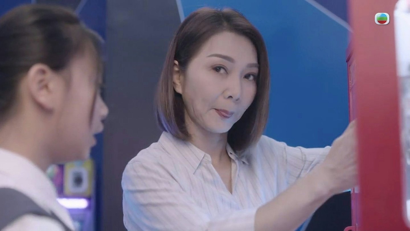 54岁前三级港圈艳星再现!成熟有韵味一幕喊戏晒细腻演技(组图) - 6