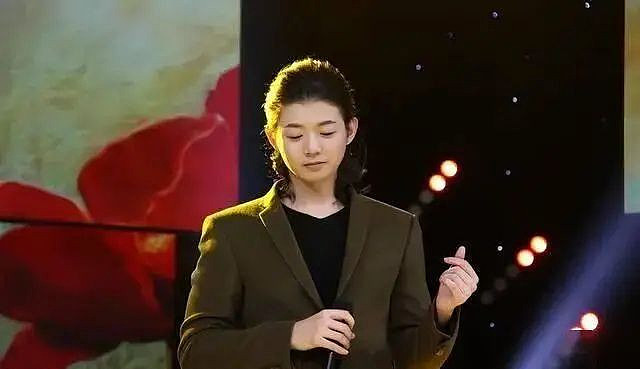 霍尊刚复出,就被分手五年的陈露撕碎最后的体面(组图) - 1