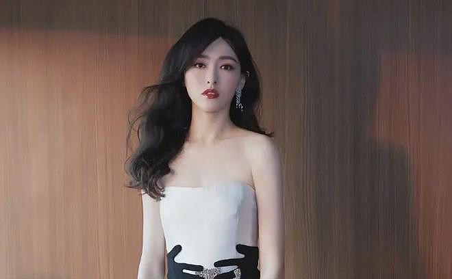曝唐嫣罗晋婚变细节 ：女方父母不让罗晋爸妈碰娃，双方都有问题（组图） - 2