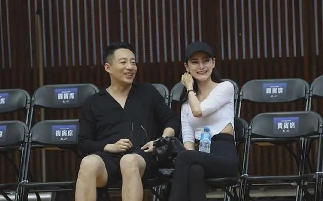 汪小菲马筱梅陪完大S儿女回京，女方挺孕肚步履蹒跚，回看二人恋爱时间线（组图） - 5