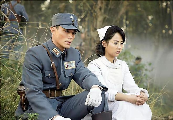 事实证明,单身七年只工作不恋爱的杨紫,已经走上另一条阳光大道(组图) - 10