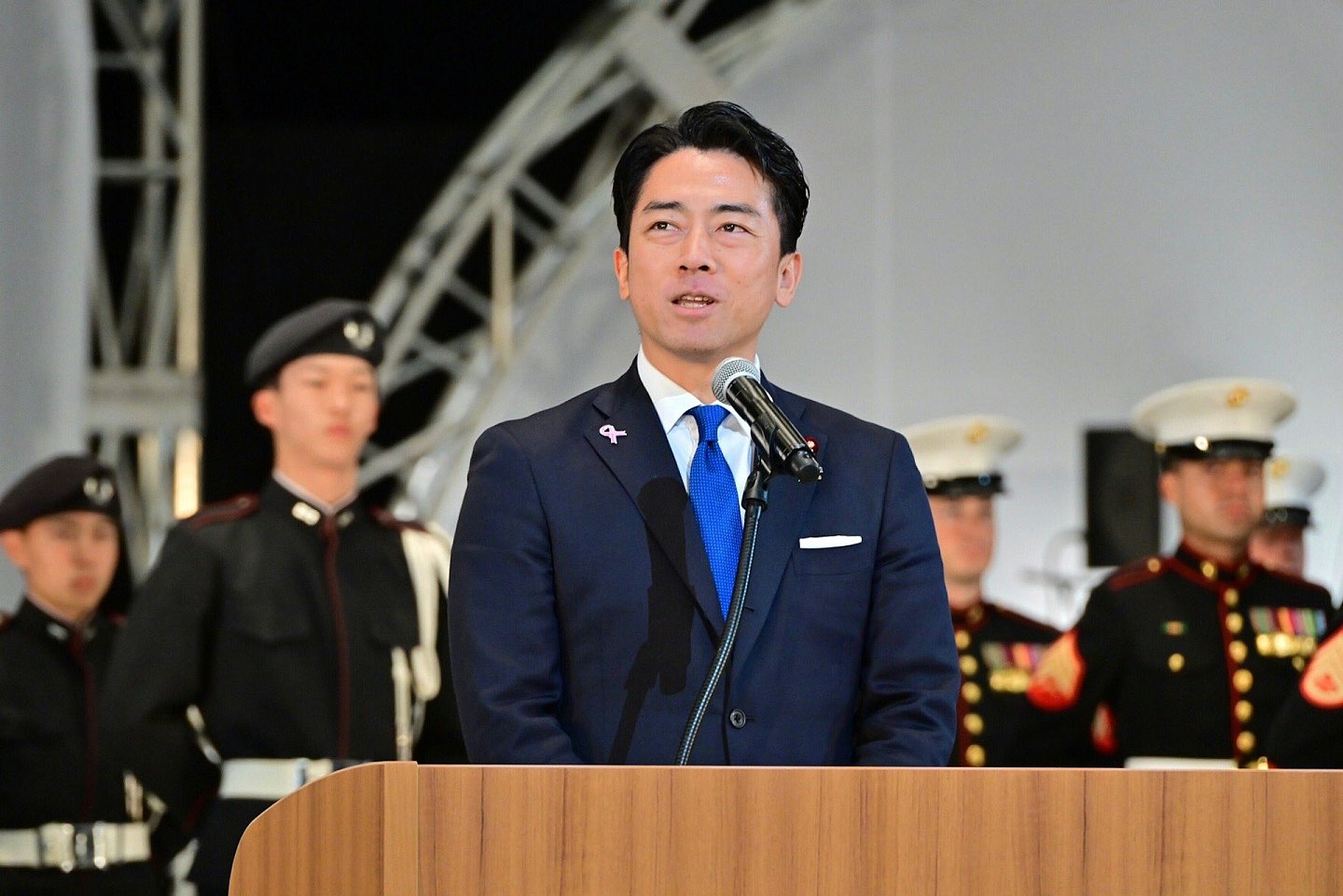 日本计划临近台湾部署进攻性武器，中国外交部：周边国家需高度警惕（组图） - 2