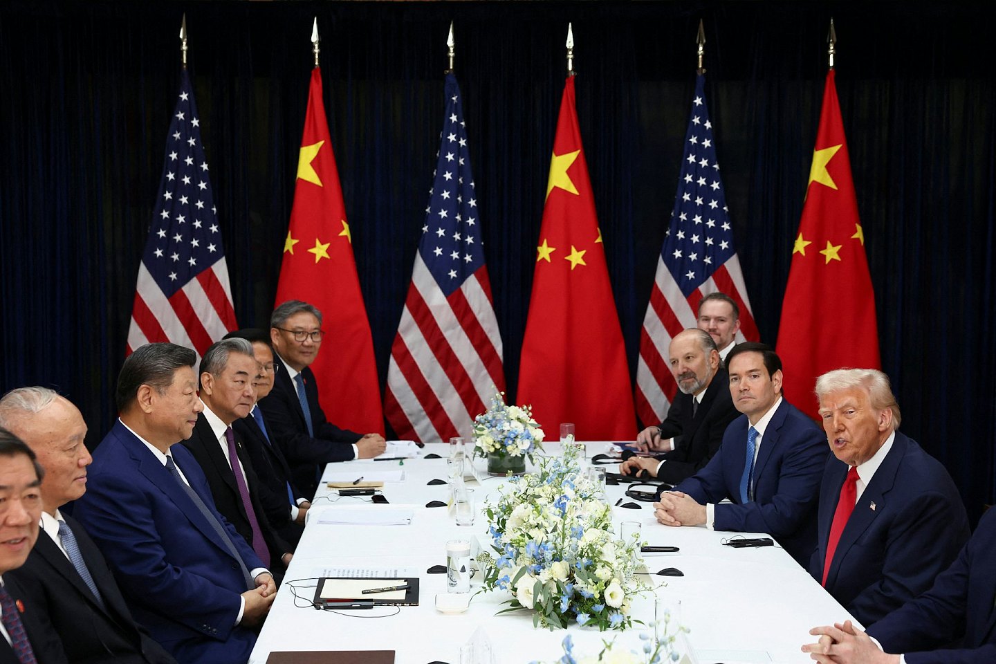 特朗普 ：与习近平通话“非常好”，两国关系非常牢固（组图） - 4