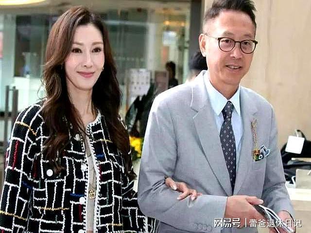 李嘉欣也没想到，曾经败光的脸面，如今被14岁儿子找了回来（组图） - 4