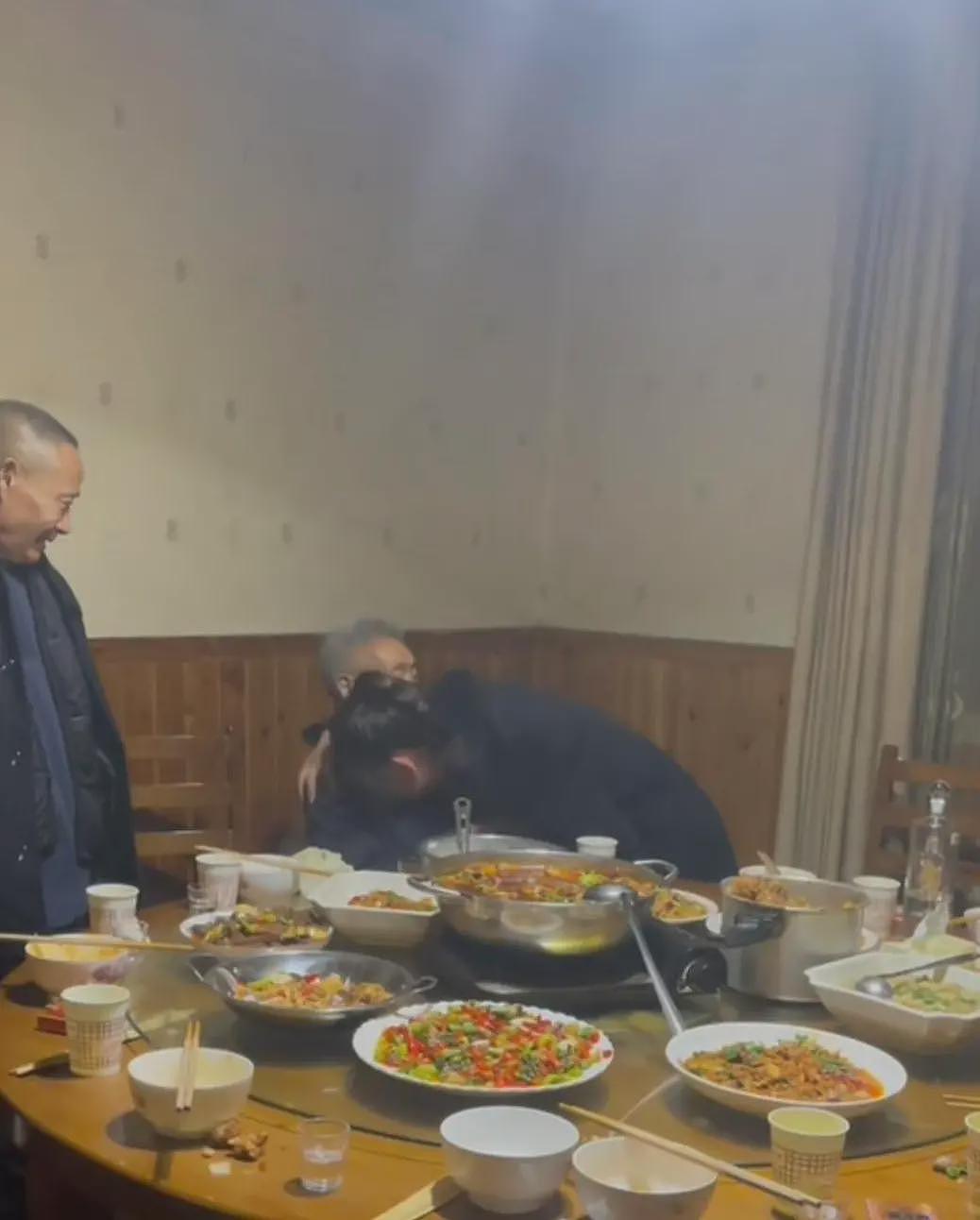 一家三口被拐背后:父女分离31年重聚,母亲已去世(组图) - 3