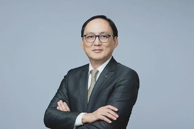 霍英东最宠的儿子霍文逊:不是嫡出却光耀霍家门楣,不输大房三子(组图) - 11