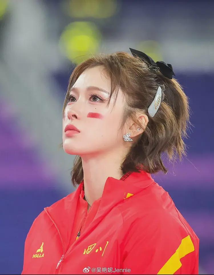 绝杀吴艳妮的“冠军黑马”，让耐克市场部绷不住了（组图） - 11