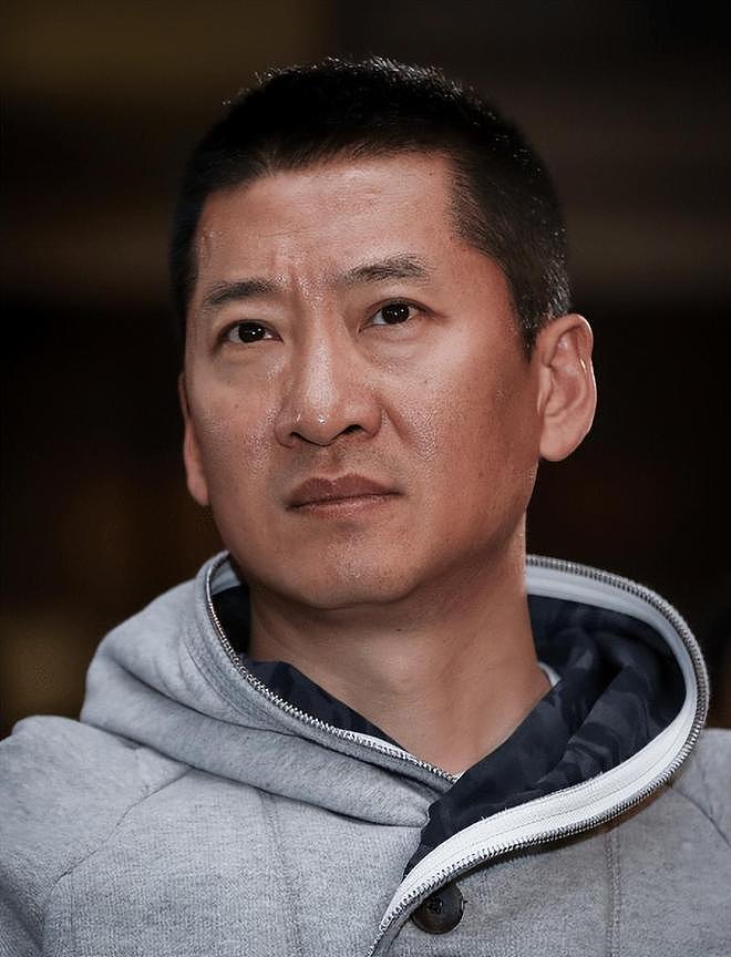 拍戏强硬舌吻、肇事逃逸、动手打人,周杰的标签到底哪些是真的?(组图) - 14