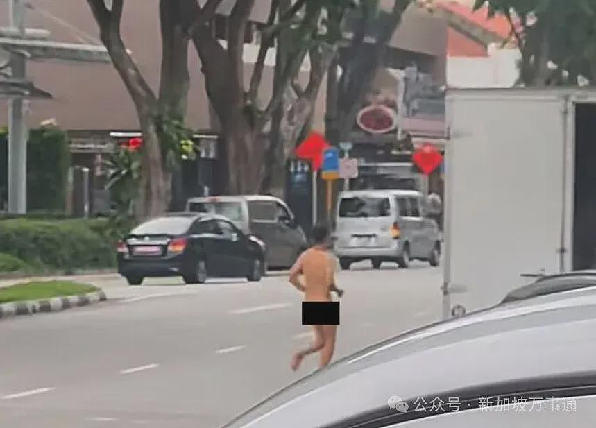 新加坡，东南亚人自己的佛罗里达州！地铁晾衣服、内裤占座、大街上裸奔...（组图） - 4