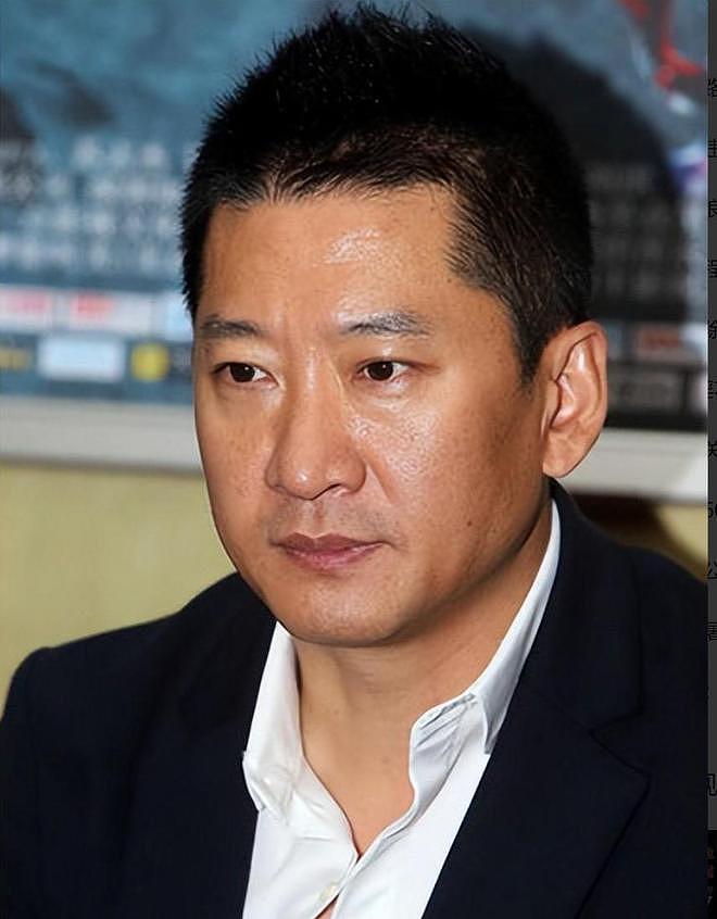 拍戏强硬舌吻、肇事逃逸、动手打人,周杰的标签到底哪些是真的?(组图) - 9