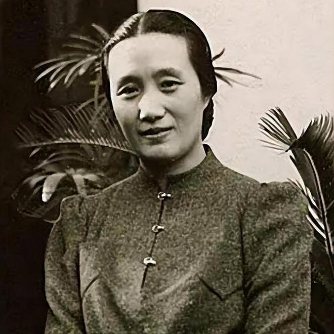 事实证明,单身七年只工作不恋爱的杨紫,已经走上另一条阳光大道(组图) - 6