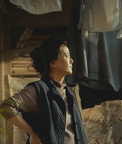 陪睡上位?宋佳又封视后,网友炸锅了(组图) - 3