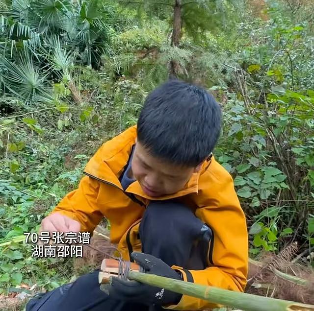 荒野求生13名选手进入决赛赛区,“老中医”鞋垫藏细线出局(组图) - 8