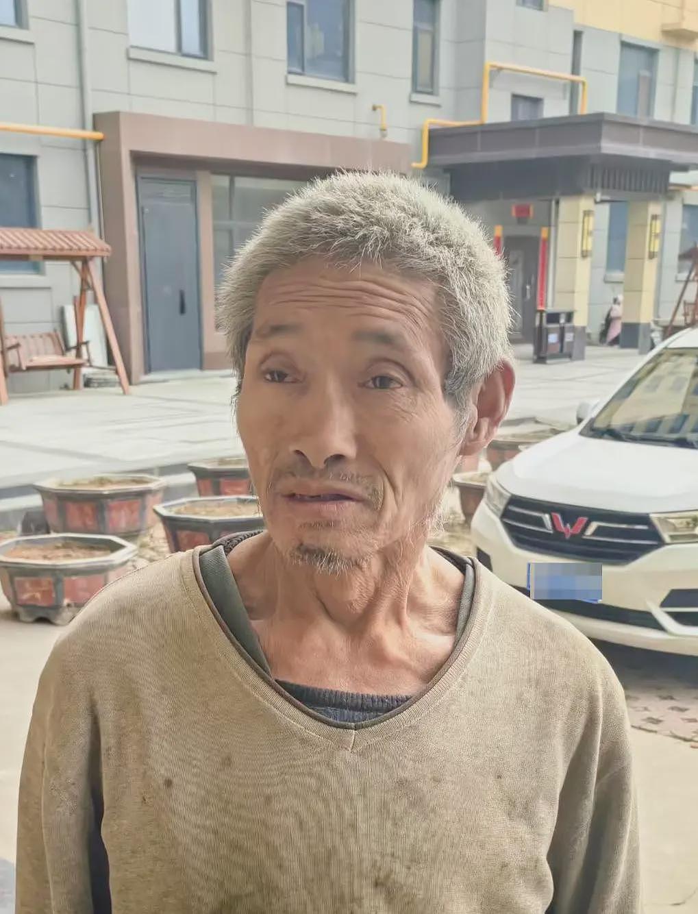 一家三口被拐背后:父女分离31年重聚,母亲已去世(组图) - 6