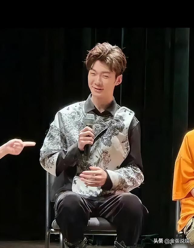 张亮儿子疑出事，被曝与女同学恋爱闹出怀孕，15岁早恋后送出国（组图） - 30