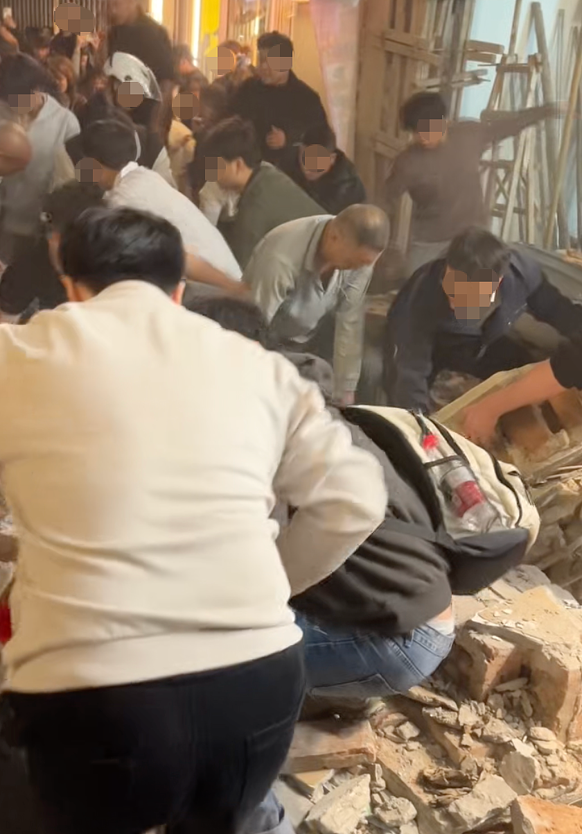 长沙火爆的网红街区里,两个女大学生之死(组图) - 3