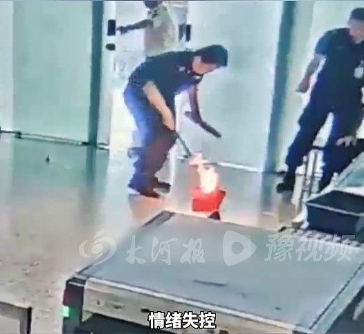 内媒:充电宝最严新规将落地,3C将失效但仍可以携带登机(组图) - 4