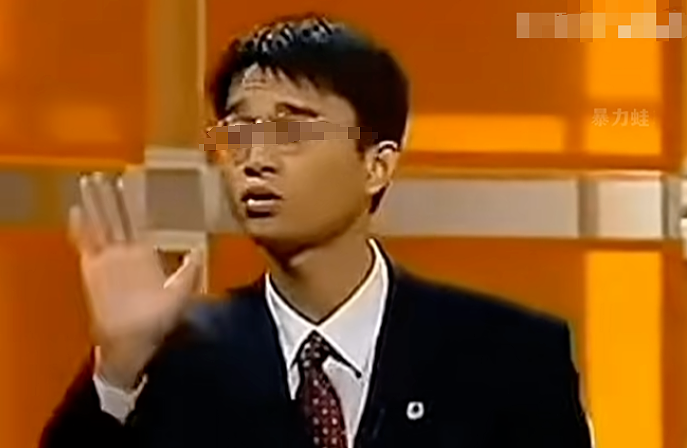 唏嘘!武大国辩男神,成了人人喊打的贪腐典型!从追捧到群嘲,“屠龙少年终成恶龙”(组图) - 11