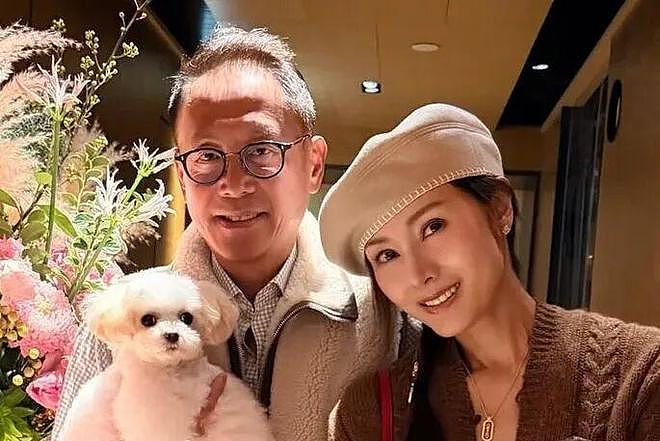 李嘉欣嫁豪门17年秀恩爱，老公熬成老头！每月200万“豪门低保”（组图） - 3