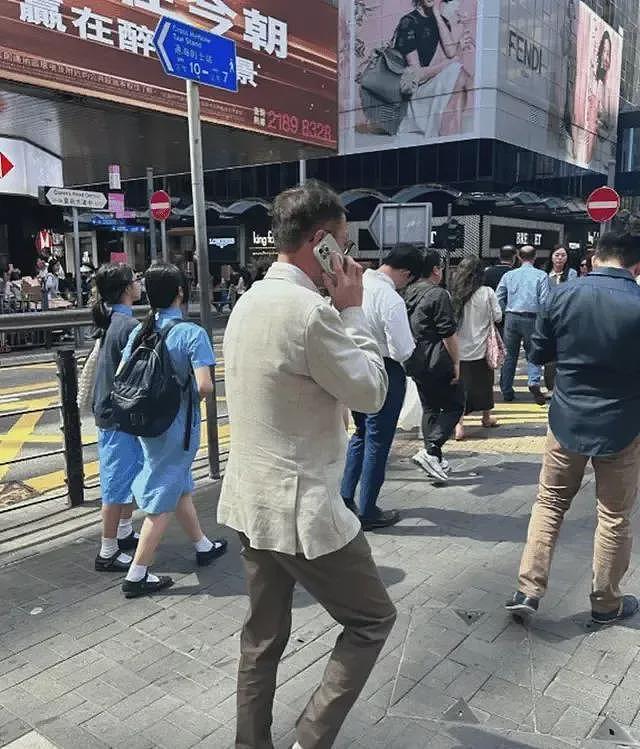 李嘉欣嫁豪门17年秀恩爱，老公熬成老头！每月200万“豪门低保”（组图） - 48