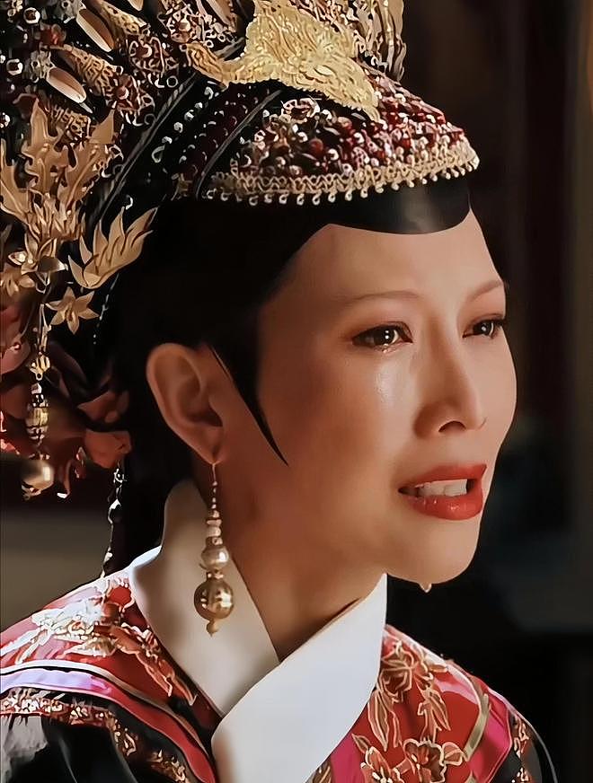 落地凤凰不如鸡？52岁蔡少芬为钱奔波瘦脱相，被王晶嘲讽不上进（组图） - 14