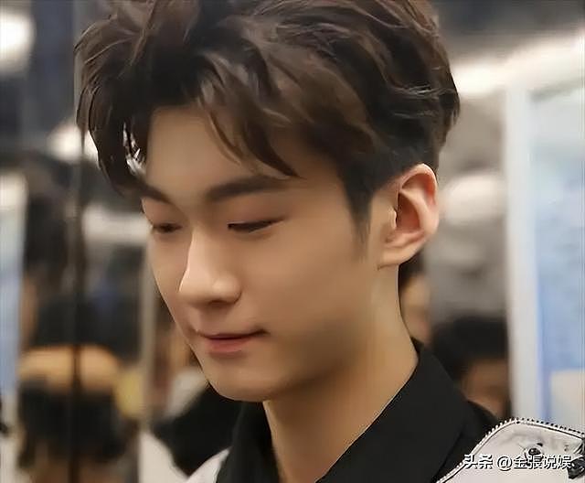 张亮儿子疑出事，被曝与女同学恋爱闹出怀孕，15岁早恋后送出国（组图） - 20