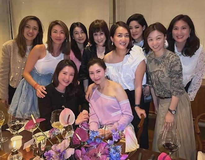 李嘉欣嫁豪门17年秀恩爱，老公熬成老头！每月200万“豪门低保”（组图） - 43