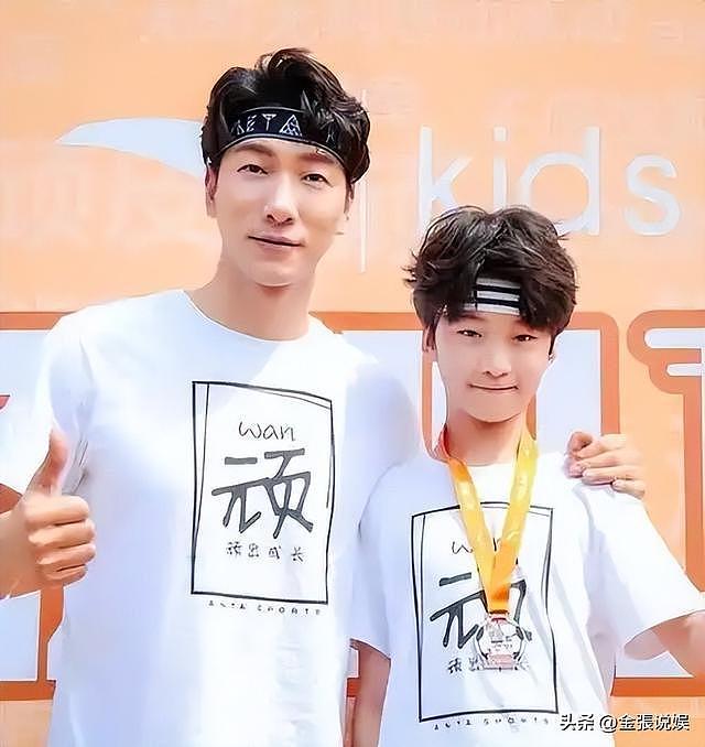 张亮儿子疑出事，被曝与女同学恋爱闹出怀孕，15岁早恋后送出国（组图） - 29